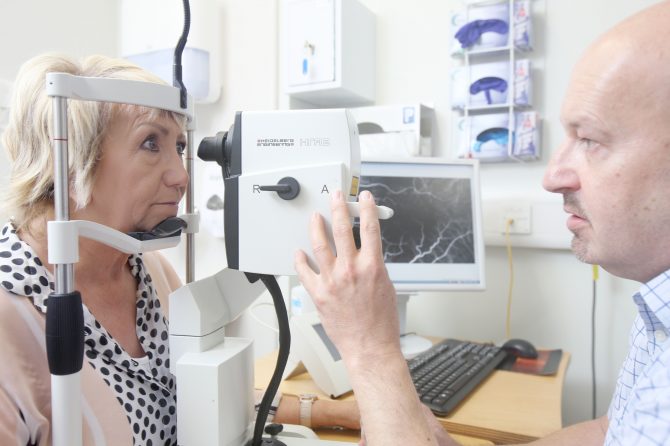 Ground-breaking ophthalmology trial has its eye on Bradford recruits