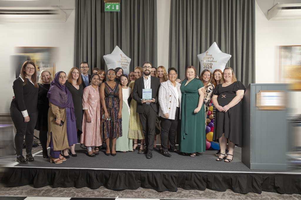 4C8A0946-Outstanding-Achievement-Award-winners-Neonatal-presented-by-Mel-Pickup